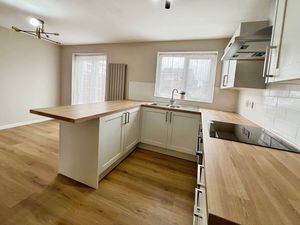 Kitchen- click for photo gallery
